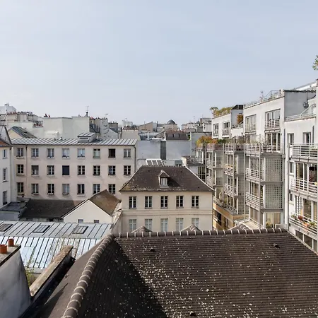 Designer One-bed - Marais - Free Parking Paris