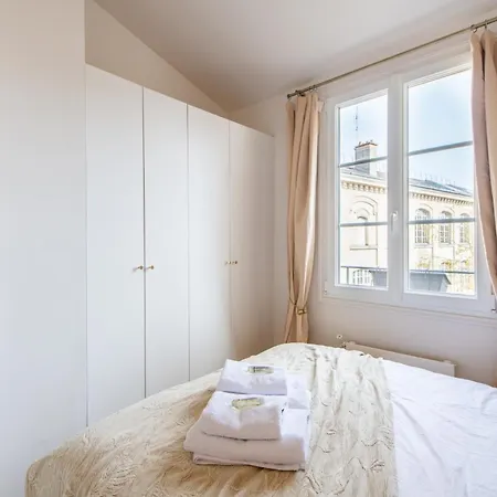 Designer One-bed - Marais - Free Parking Appartement *